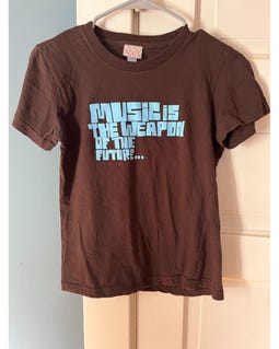 Y2K Music is the Weapon of the Future Brown S/S Urban Outfitters