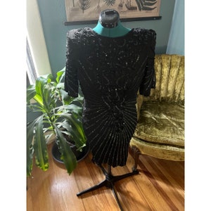 80s Art Deco Flapper Style Sequin Black Mini Vestido con 3/4 Mangas 100% Seda