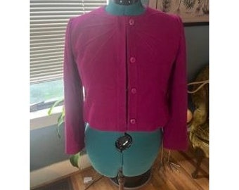 Vintage 70s Pink Button-Up Cropped Wool Blazer with Raised Subtle Embellishments on Neckline