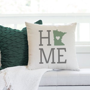 Custom Home State Cotton Pillow Cover with Optional Insert / Minnesota immagine 1
