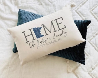 Custom Family Pillow, Minnesota Home State Pillow, Oblong lumbar Personalized Family Name and State Pillow