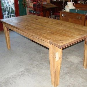 Farmhouse table, Farmhouse dinning table,  Reclaimed wood dining table, wood table