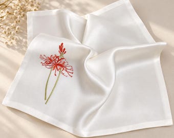 Pañuelo de seda bordado a mano, pañuelo de bolsillo con lirio araña rojo, regalo significativo para ella, regalo de cumpleaños para esposa, pañuelo de seda de 35 cm.