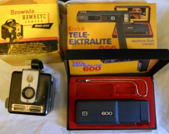 Vintage Cameras - Brownie Hawkeye & Kodak Tele-Ektralite 600 - LOT