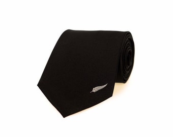Corbata de Nueva Zelanda - 8,25 cm - Inspirada en el símbolo del helecho plateado - Corbata de los All Blacks - Misionero SUD - NO personalizada
