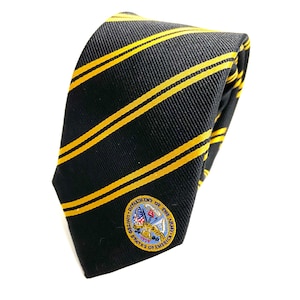 United States Army Skinny Tie - 2.5” - Inspired by the US Army Crest - USA Military Thin Necktie - INCLUDES Personalized Embroidered Tag