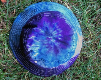 Tie-Dye Bucket Hat in Blue, Purple, and Gray