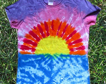 Sunset tie-dye tee