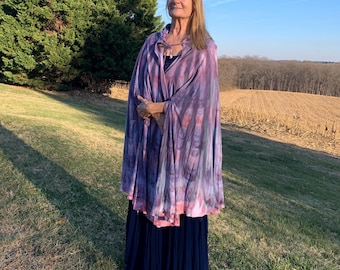Soft bamboo and cotton ice-dyed cape with hood in pink and purple