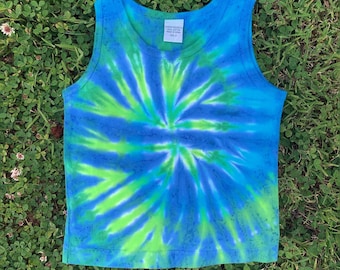 June Sale: Ocean Spiral Tie-Dye Youth Tank Top size 6