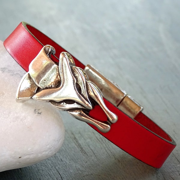 Red leather bracelet womens, Silver fox womens leather bracelet women, Fox women's leather bracelet cuff womens, Fox bracelet, Gift for her