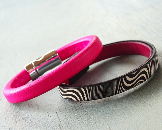 Womens designer bracelets deals