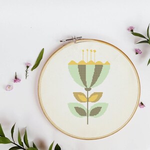 Cross stitch pattern, modern flower, blue flower, modern cross stitch pattern, embroidery titorial, easy embroidery, easy tutorialropival