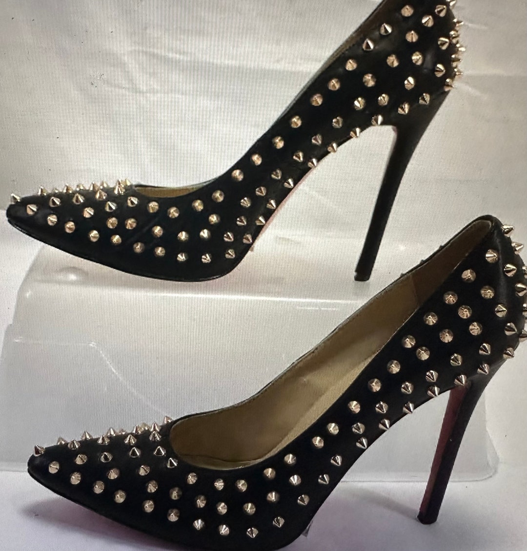 louboutin heart heels