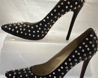 Authentic Christian Louboutin High Heel Pumps Size EU 43.5