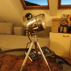 Industrial Retro Bicycle Headlight Table Lamp Vintage Motorcycle Headlight Lamp Edison Desk Lamp Led Lamp Light decor Unique Light sculpture