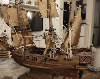 Very Rear Antique Handmade Sail Ship Vintage Wooden Model Sailboat Exceptional Quality Weathered Model Fast Sailing Schooner Sailboat Decor