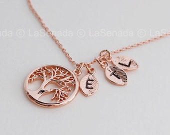 Family Tree Necklace • Personalized Mothers Necklace • Leaf Initial Necklace • Mothers Day Gift • Mom Birthday Gifts • Family Gifts Idea