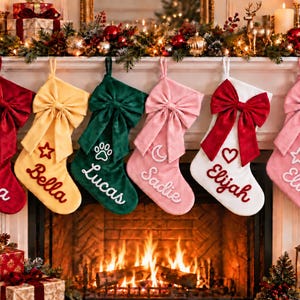 Calcetín navideño personalizado con lazo, regalo personalizado con nombre para toda la familia.