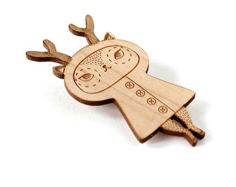 Wooden doll brooch - deer character pin - reindeer accessory - cute doe jewelry - little fawn - kawaii animal doll - lasercut wood