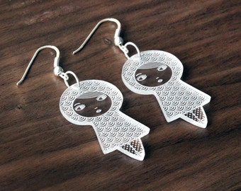 Seikaiha doll earrings - cute matriochka jewelry - kawai kokeshi jewellery - graphic - sterling silver findings - lasercut clear acrylic