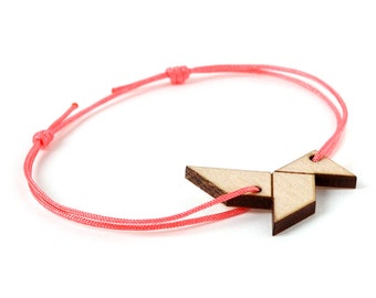 Bracelet Oiseau origami en bois gravé au laser - 25 couleurs au choix - cocotte en papier - longueur réglable - cadeau evjf
