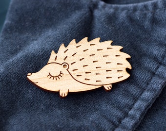 Broche Hérisson en bois gravé au laser - bijou animal mignon en bois et métal - cadeau d'amitié