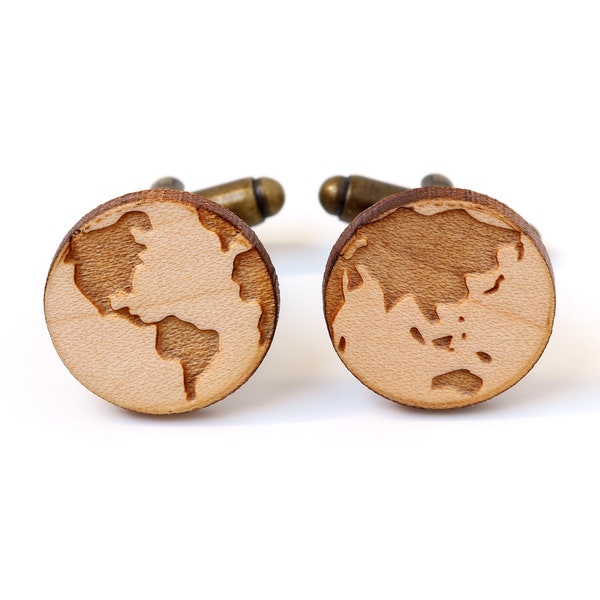 Boutons de manchette Planète en bois découpé au laser - cadeau globe trotter - mariage voyageurs - bijou témoin - souvenir lune de miel