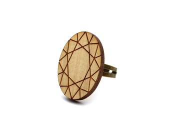 Oval diamond ring - trompe l'oeil - fake precious stone - statement ring - lasercut maple wood - graphic jewelry