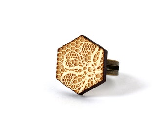 Hexagonal ring - lace pattern - hexagon wooden ring - geometric graphic jewelry - retro vintage graphic jewellery - lasercut maple wood