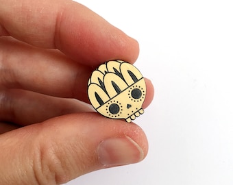 Calavera skull pin in lasercut acrylic with brushed gold finish - vanitas brooch - Halloween jewelry - holy death accessory