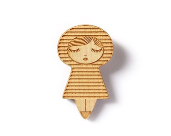 Wooden doll brooch with stripes - striped kokeshi pin - kawaii matriochka pin - illustrated cute geometric jewelry - lasercut wood