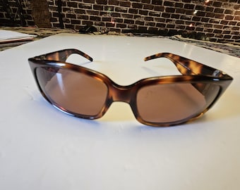 Gafas de sol vintage Gucci GG 1437/S color marrón carey, 62-16-115, fabricadas en Italia, estilo Y2K.