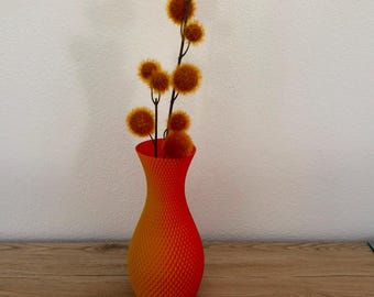 Modern 3D vase with diamond pattern for a stylish home