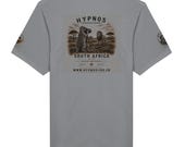 South Africa 2026 Expedition T-Shirt mit Erdmännchen-Motiv – Produktbild 13