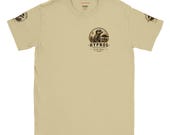South Africa 2026 Expedition T-Shirt mit Erdmännchen-Motiv – Produktbild 11