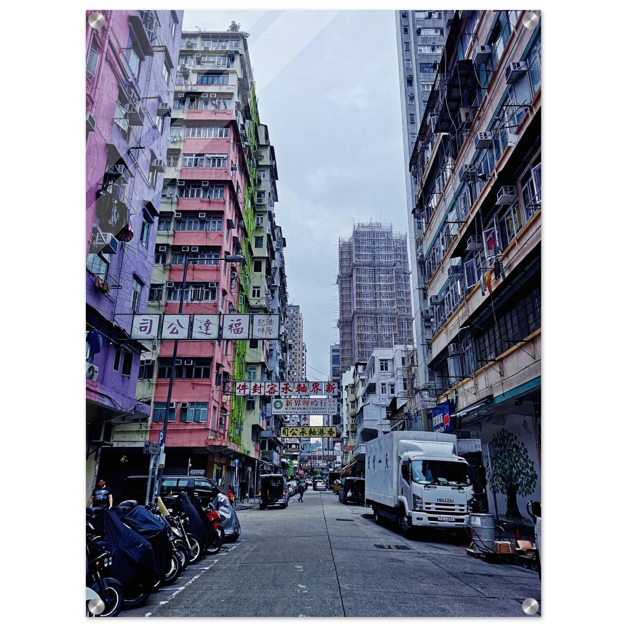Straßenszene in Hongkong – Fine-Art-Fotografie auf Acrylglas | HypnosTravelArt