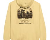South Africa 2026 Expeditions-Hoodie mit Erdmännchen-Motiv – Produktbild 2