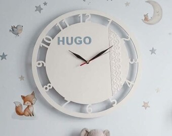 Relógio de parede de madeira personalizado para quarto de bebê - Decoração infantil com nome personalizado - Cinza e azul