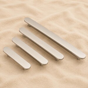 Borstade nickelhandtag till skåp 96 mm 128 mm 192 mm platt form