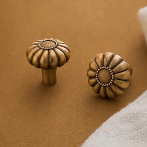 Antique Cabinet Knob, Brushed Brass Drawer Knob, Antique Brass Kitchen Cabinet Knob