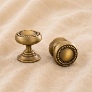 Antique Brushed Brass Cabinet Knob – Round Drawer Pull Handles for Kitchen Dresser Wardrobe Cupboard