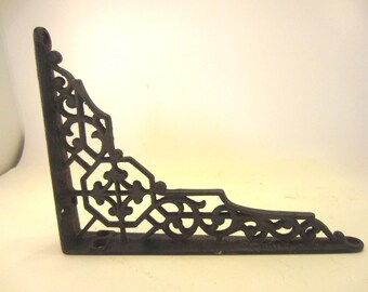 Antique Cast Iron Shelf Bracket* 1900's** Original Gothic Design**Ornate, Geometric Shelf Support, Great Vintage Condition  7 x 5 in.