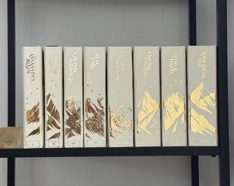 Throne of Glass Sarah J Mass Special Edition Set | Gold Foil, Sprayed Edges (8 Volumes)