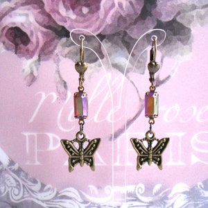 Boucles d'oreilles / dormeuses, style vintage / victorien , laiton / bronze, strass / cristal, rouge irisé / bronze, Madame Butterfly image 3