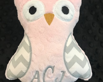 OWL/Pink and Grey chevron owl, plush /owl/stuffed owl/stuffed toy/personalized toy/personalized owl toy/personalized baby toy/newborn toy