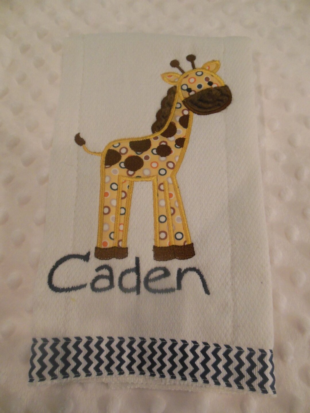 GIRAFFE BURP Cloth/spotted Giraffe Burp Cloth/giraffe Burp Cloth