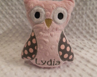 OWL/Pink and Gray Polkadot Owl/owl/stuffed owl/stuffed toy/personalized toy/personalized owl toy/personalized baby toy/baby toy/newborn toy