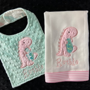 DINOSAUR BIB SET/dinosaur burp and bib set/dinosaur bib/dinosaur burp/girls burp/dinosaur bib/birthday bib/dinosaur nursery/baby shower gift