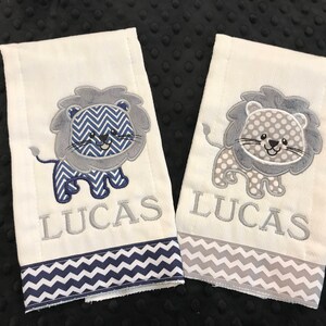 LION BURP CLOTH/Grey and Navy Lion Burp Set/burp cloth set/lion burp cloth/navy and grey lion/zoo/zoo animal burp/safari/safari baby lions